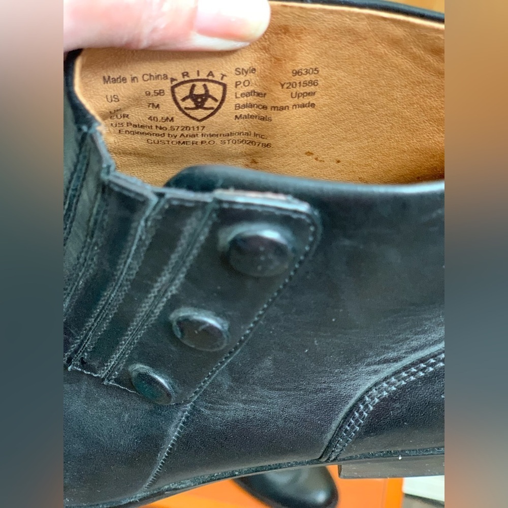 Ariat Black Leather Snap Ankle Booties. Size-9.5B. Quiet Confidence - Picture 2 of 8